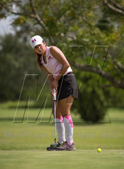 Thumbnail 2 in Brownsville Invitational photogallery.
