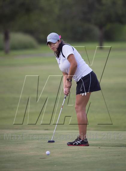 Thumbnail 2 in Brownsville Invitational photogallery.