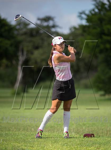 Thumbnail 1 in Brownsville Invitational photogallery.