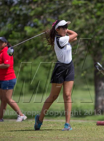Thumbnail 3 in Brownsville Invitational photogallery.