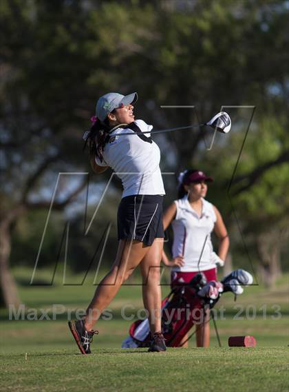 Thumbnail 1 in Brownsville Invitational photogallery.