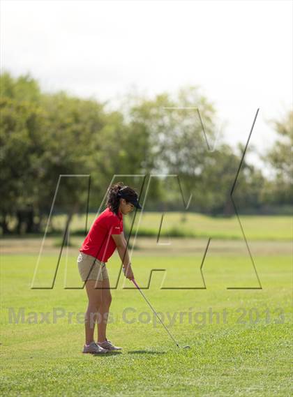 Thumbnail 3 in Brownsville Invitational photogallery.