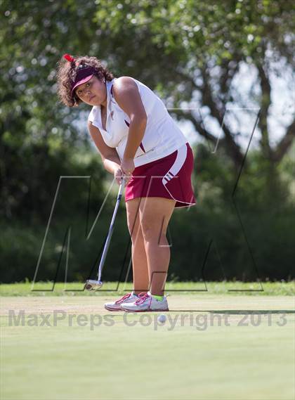 Thumbnail 2 in Brownsville Invitational photogallery.