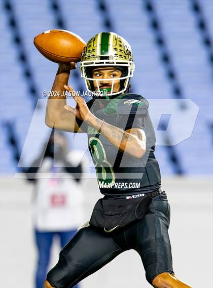 Thumbnail 1 in Monroe vs Northeastern (NCHSAA 2A FINAL) photogallery.