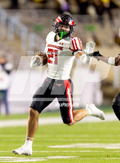 Thumbnail 3 in Monroe vs Northeastern (NCHSAA 2A FINAL) photogallery.
