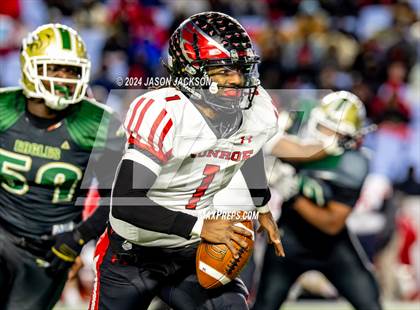 Thumbnail 3 in Monroe vs Northeastern (NCHSAA 2A FINAL) photogallery.