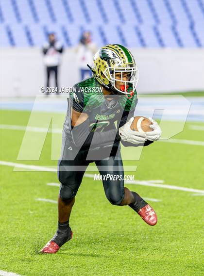 Thumbnail 2 in Monroe vs Northeastern (NCHSAA 2A FINAL) photogallery.