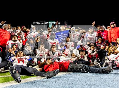Thumbnail 1 in Monroe vs Northeastern (NCHSAA 2A FINAL) photogallery.