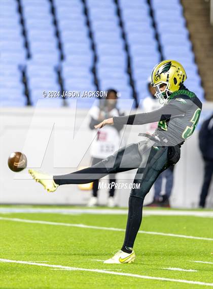 Thumbnail 3 in Monroe vs Northeastern (NCHSAA 2A FINAL) photogallery.