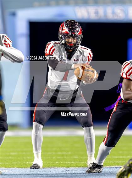 Thumbnail 2 in Monroe vs Northeastern (NCHSAA 2A FINAL) photogallery.