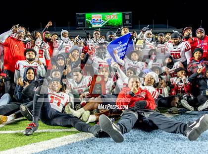 Thumbnail 2 in Monroe vs Northeastern (NCHSAA 2A FINAL) photogallery.