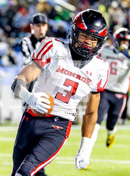 Thumbnail 1 in Monroe vs Northeastern (NCHSAA 2A FINAL) photogallery.