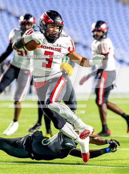 Thumbnail 1 in Monroe vs Northeastern (NCHSAA 2A FINAL) photogallery.