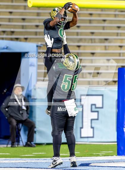 Thumbnail 1 in Monroe vs Northeastern (NCHSAA 2A FINAL) photogallery.