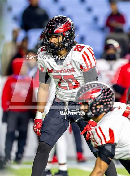 Thumbnail 1 in Monroe vs Northeastern (NCHSAA 2A FINAL) photogallery.