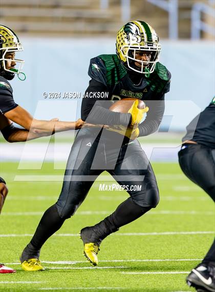 Thumbnail 3 in Monroe vs Northeastern (NCHSAA 2A FINAL) photogallery.