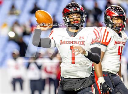 Thumbnail 1 in Monroe vs Northeastern (NCHSAA 2A FINAL) photogallery.