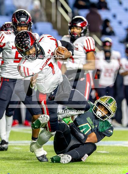 Thumbnail 3 in Monroe vs Northeastern (NCHSAA 2A FINAL) photogallery.