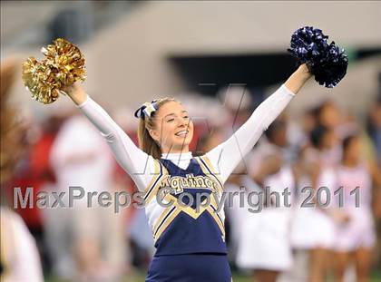 Thumbnail 3 in St. Thomas Aquinas vs Skyline (Kirk Herbstreit National Kickoff Classic) photogallery.