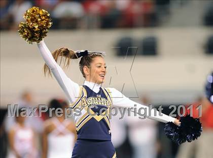 Thumbnail 2 in St. Thomas Aquinas vs Skyline (Kirk Herbstreit National Kickoff Classic) photogallery.