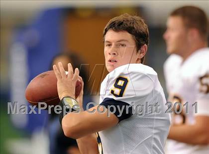 Thumbnail 1 in St. Thomas Aquinas vs Skyline (Kirk Herbstreit National Kickoff Classic) photogallery.