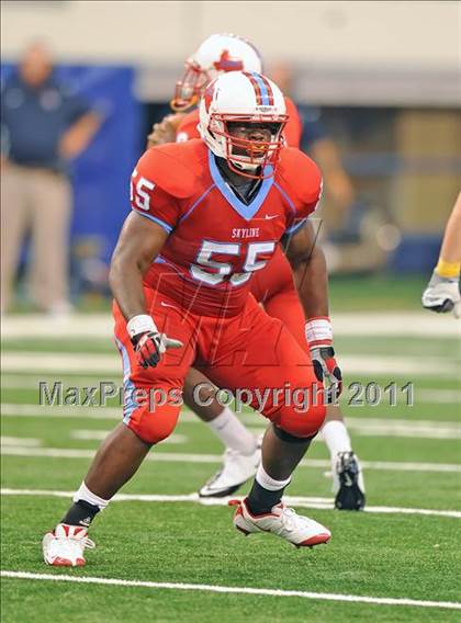 Thumbnail 3 in St. Thomas Aquinas vs Skyline (Kirk Herbstreit National Kickoff Classic) photogallery.