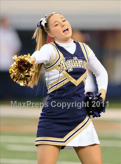Thumbnail 3 in St. Thomas Aquinas vs Skyline (Kirk Herbstreit National Kickoff Classic) photogallery.