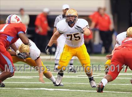 Thumbnail 3 in St. Thomas Aquinas vs Skyline (Kirk Herbstreit National Kickoff Classic) photogallery.