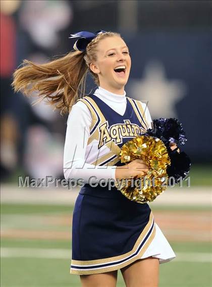 Thumbnail 3 in St. Thomas Aquinas vs Skyline (Kirk Herbstreit National Kickoff Classic) photogallery.