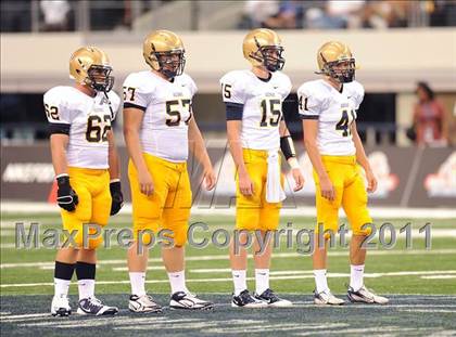 Thumbnail 3 in St. Thomas Aquinas vs Skyline (Kirk Herbstreit National Kickoff Classic) photogallery.
