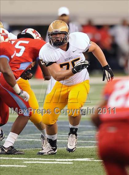 Thumbnail 1 in St. Thomas Aquinas vs Skyline (Kirk Herbstreit National Kickoff Classic) photogallery.