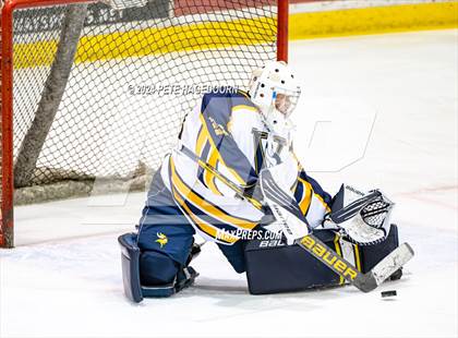 Thumbnail 1 in Highpoint @ Vernon (MCSSIHL Charette Cup Semi Final) photogallery.