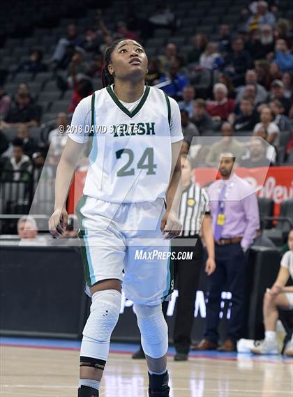 Thumbnail 3 in Serra vs. Sacred Heart Cathedral Preparatory (CIF State D1 Final) photogallery.