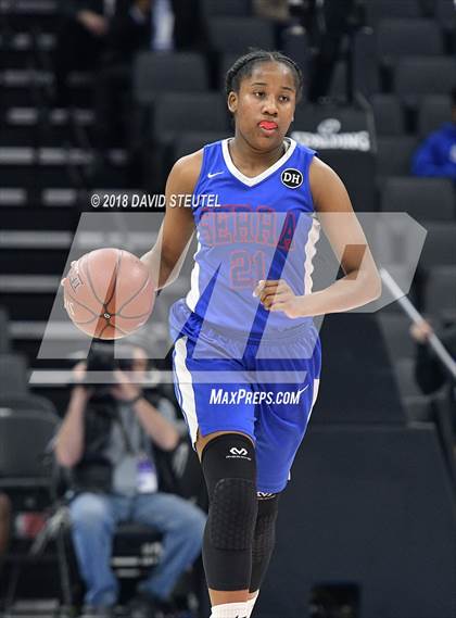 Thumbnail 1 in Serra vs. Sacred Heart Cathedral Preparatory (CIF State D1 Final) photogallery.