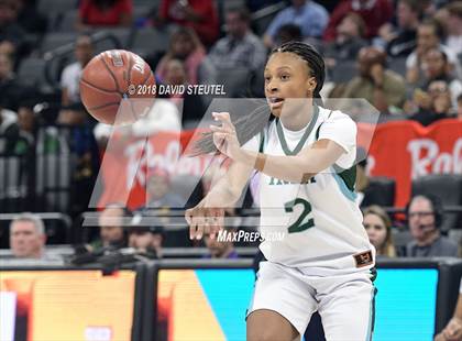 Thumbnail 1 in Serra vs. Sacred Heart Cathedral Preparatory (CIF State D1 Final) photogallery.