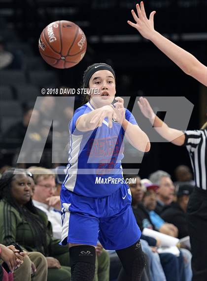 Thumbnail 1 in Serra vs. Sacred Heart Cathedral Preparatory (CIF State D1 Final) photogallery.