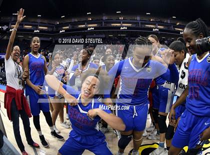 Thumbnail 3 in Serra vs. Sacred Heart Cathedral Preparatory (CIF State D1 Final) photogallery.