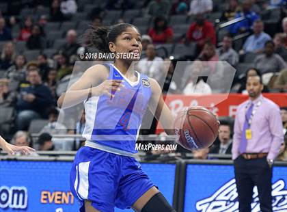 Thumbnail 2 in Serra vs. Sacred Heart Cathedral Preparatory (CIF State D1 Final) photogallery.