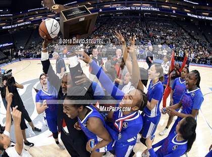 Thumbnail 1 in Serra vs. Sacred Heart Cathedral Preparatory (CIF State D1 Final) photogallery.