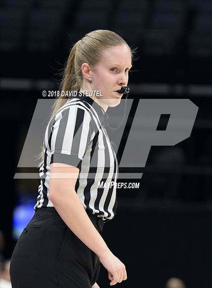 Thumbnail 2 in Serra vs. Sacred Heart Cathedral Preparatory (CIF State D1 Final) photogallery.