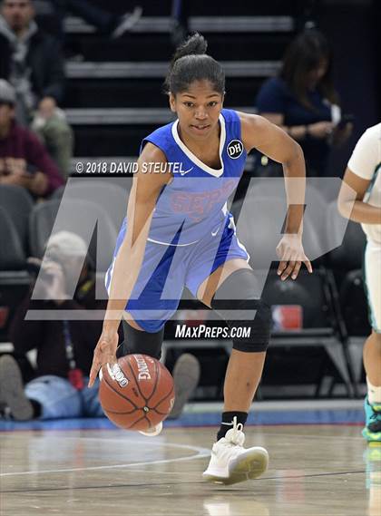 Thumbnail 1 in Serra vs. Sacred Heart Cathedral Preparatory (CIF State D1 Final) photogallery.