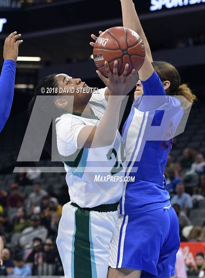 Thumbnail 1 in Serra vs. Sacred Heart Cathedral Preparatory (CIF State D1 Final) photogallery.