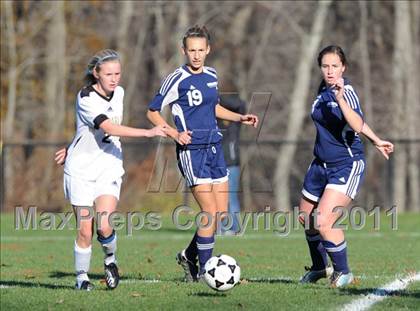 Thumbnail 1 in Barlow vs. Woodstock Academy (CIAC Class L 2nd Round) photogallery.