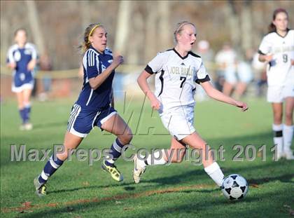Thumbnail 3 in Barlow vs. Woodstock Academy (CIAC Class L 2nd Round) photogallery.