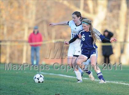 Thumbnail 2 in Barlow vs. Woodstock Academy (CIAC Class L 2nd Round) photogallery.