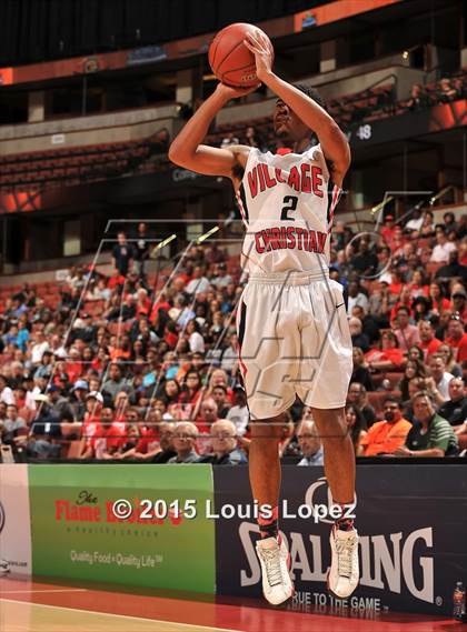 Thumbnail 3 in Village Christian vs. Great Oak (CIF SS D1AA Final) photogallery.