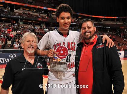 Thumbnail 2 in Village Christian vs. Great Oak (CIF SS D1AA Final) photogallery.