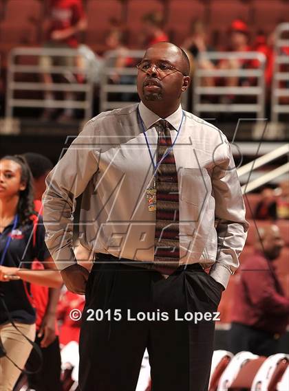 Thumbnail 1 in Village Christian vs. Great Oak (CIF SS D1AA Final) photogallery.