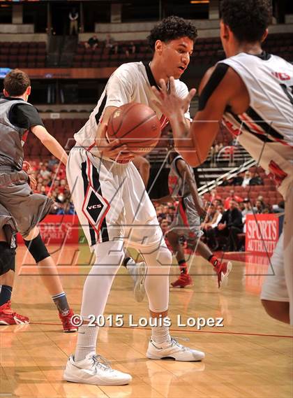 Thumbnail 1 in Village Christian vs. Great Oak (CIF SS D1AA Final) photogallery.