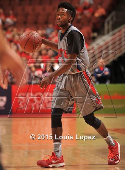 Thumbnail 1 in Village Christian vs. Great Oak (CIF SS D1AA Final) photogallery.